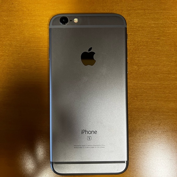 iPhone 6s - 64GB Unlocked - Picture 4 of 4